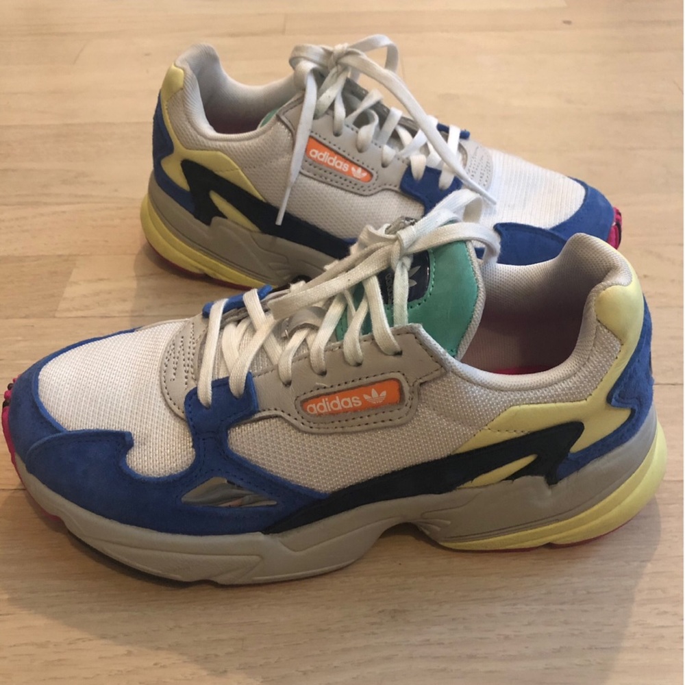 Adidas Falcon Sneaker